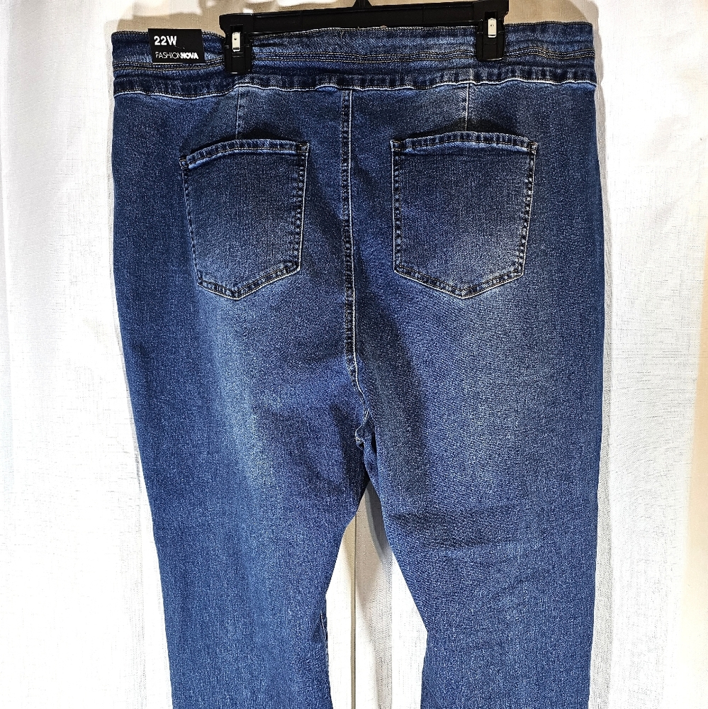 Fashion Nova 22W Crisscross Lace Up Jeans - Picture 8 of 10